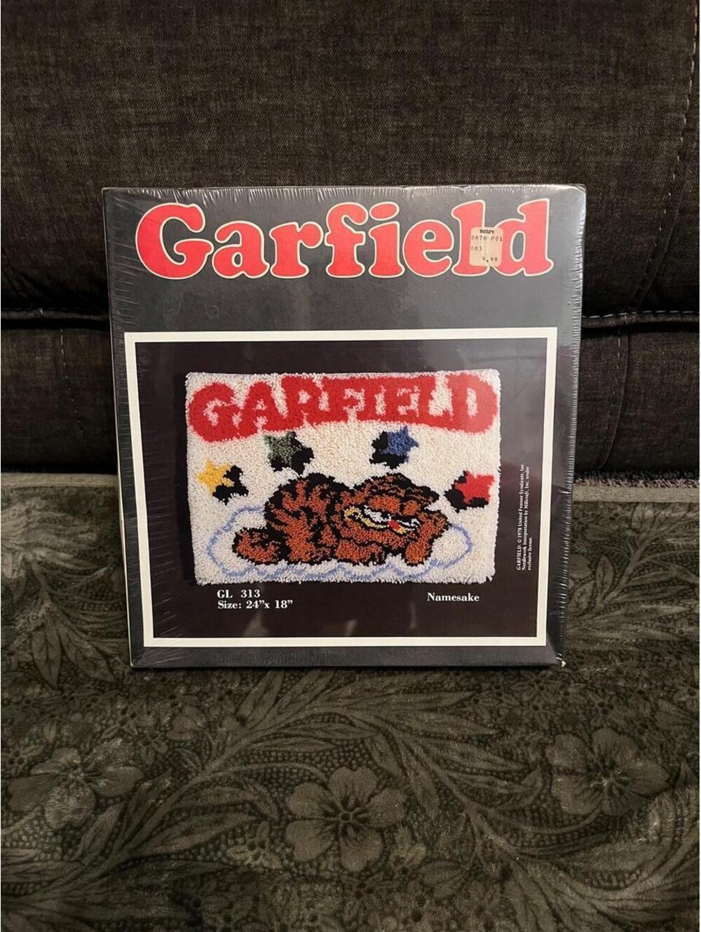 Garfield Black and Multi Collectibl